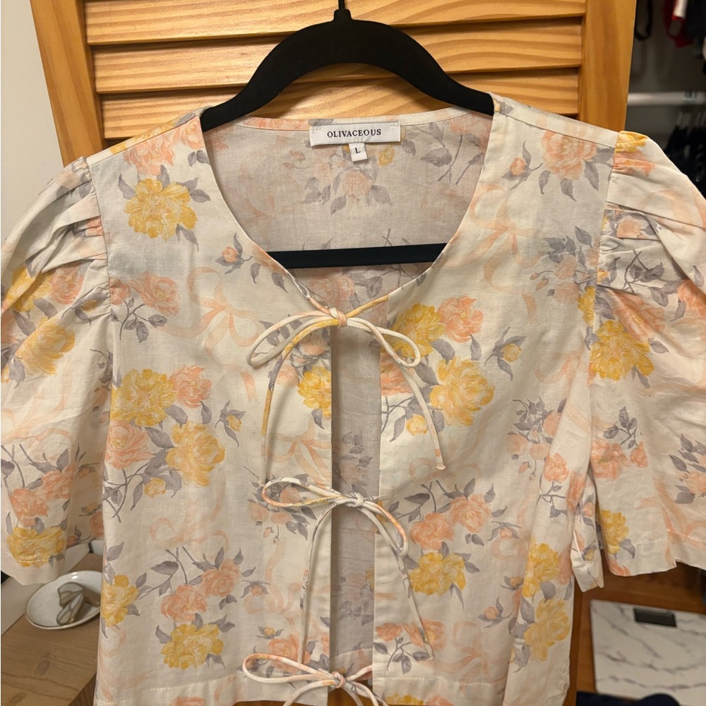 Floral Tie-Front Women's Top - oliveacious